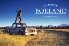 Charlie Borland 自由摄影终极指南-即可成为大师级摄影师-中英字幕