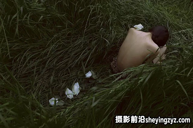 沉浸式环境氛围人像拍摄秘诀技巧教程