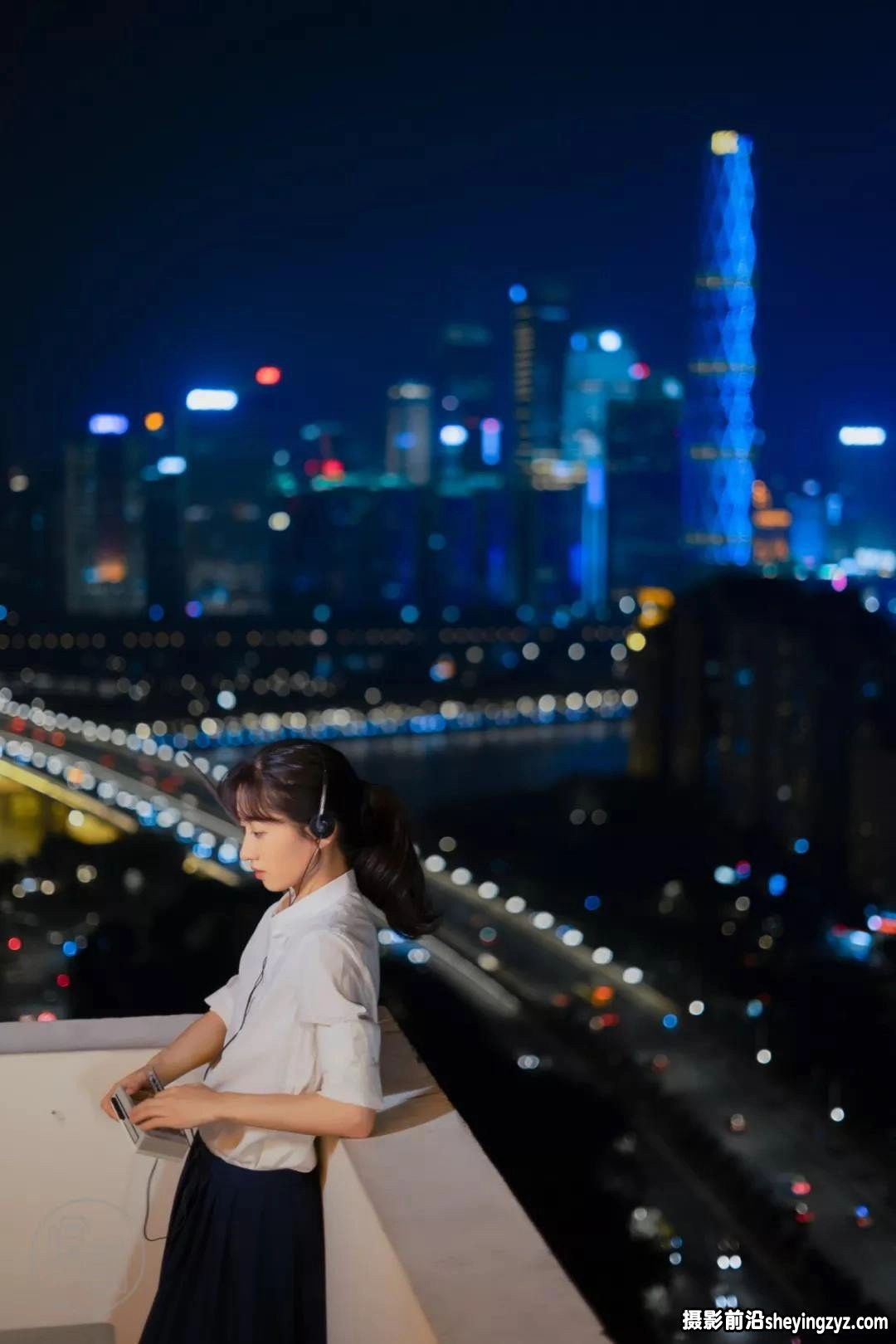 摄影师如何拍摄夜景人像技巧教程