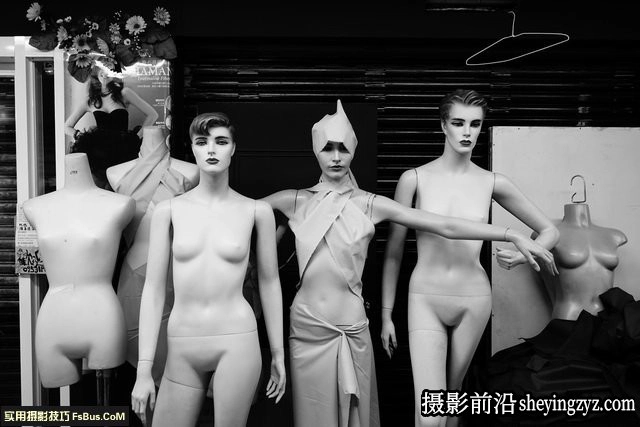 街拍摄影：黑与白的层次