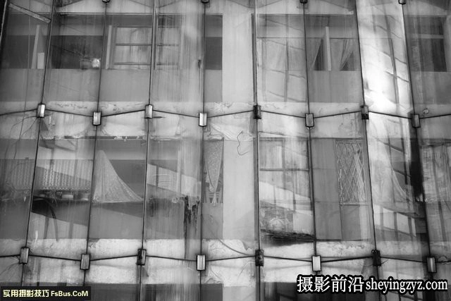 街拍摄影：黑与白的层次