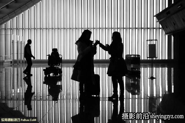 街拍摄影：黑与白的层次