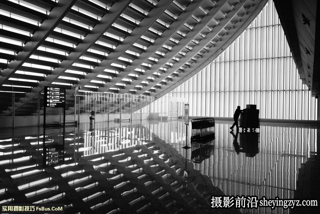 街拍摄影：黑与白的层次