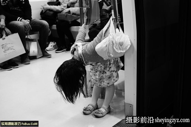 街拍摄影：黑与白的层次