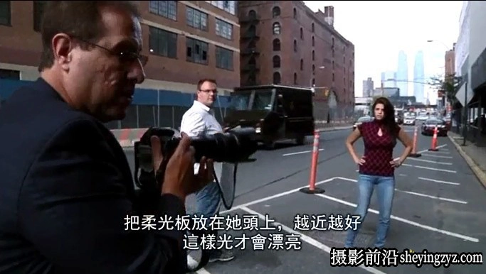 Scott Kelby 顶级商业人像产品摄影布光教程【人工翻译中文字幕】