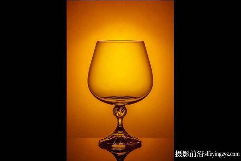 Eduard Kraft–完整商业产品和广告摄影从基础到精通大师班-中英字幕