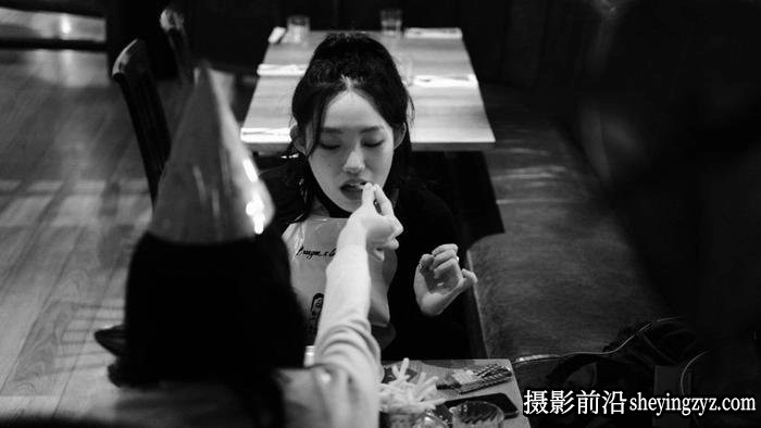 夜晚街拍教你拍出迷幻的都市空间