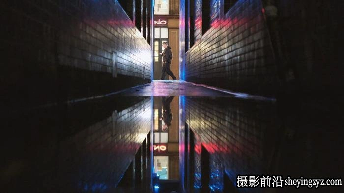 夜晚街拍教你拍出迷幻的都市空间