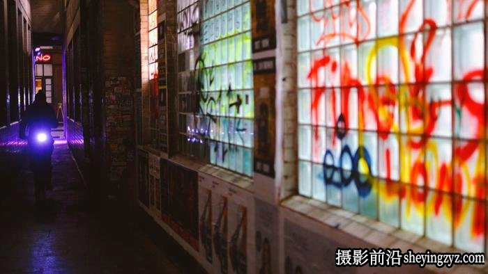夜晚街拍教你拍出迷幻的都市空间