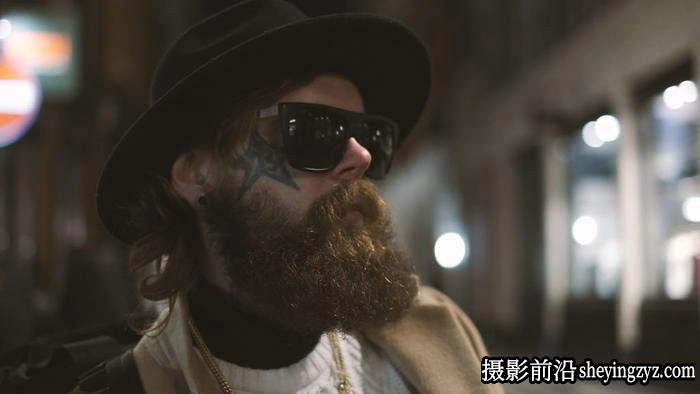 夜晚街拍教你拍出迷幻的都市空间