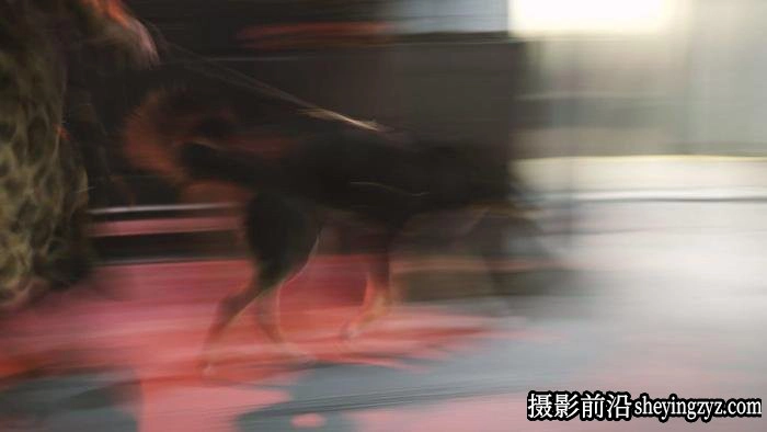 夜晚街拍教你拍出迷幻的都市空间