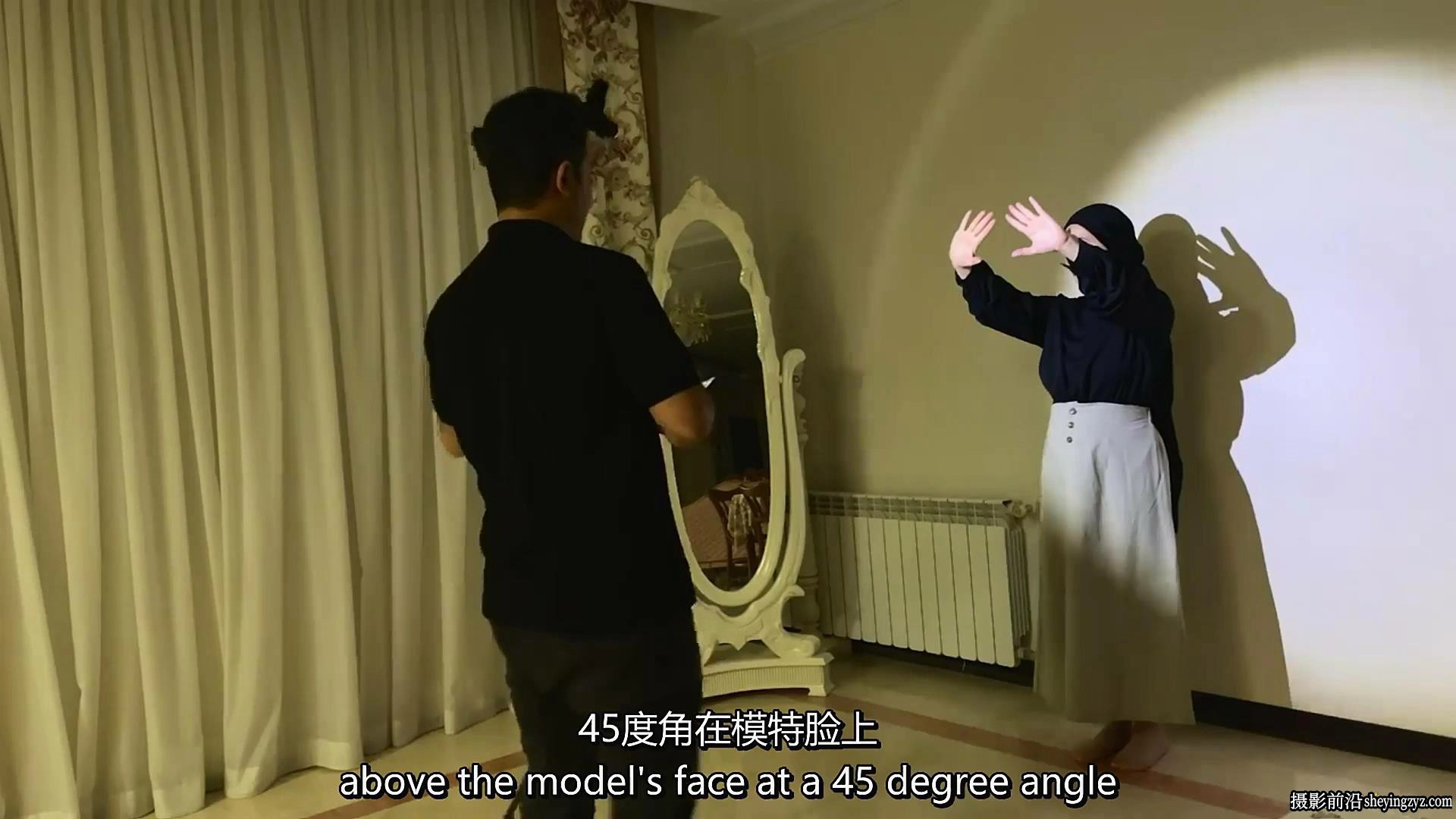 摄影师Soli Art - iPhone手机创意人像摄影及后期修图教程-中英字幕