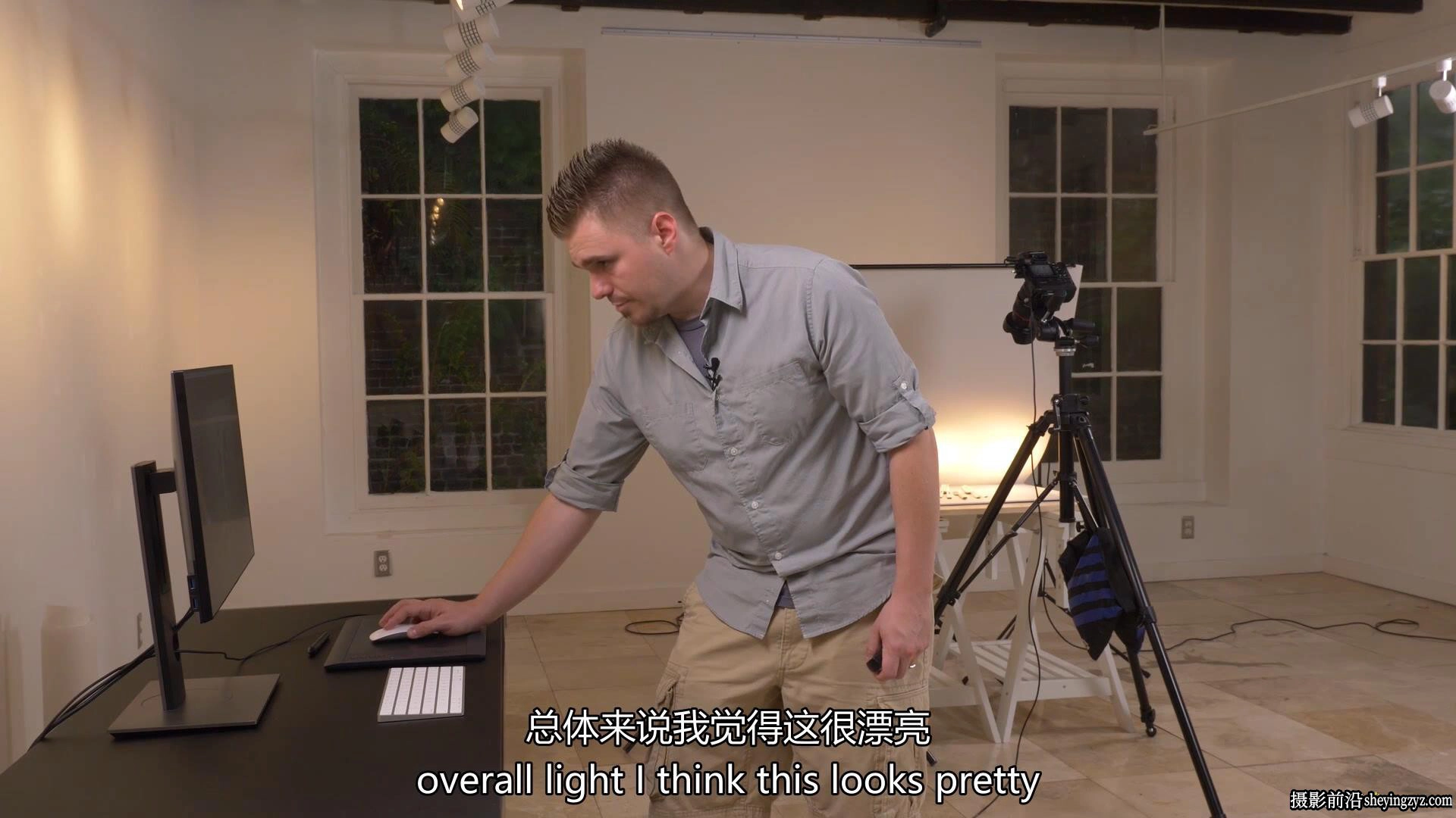 Fstoppers-摄影师Brian RodgersJr高端产品摄影布光及合成教程-中英字幕