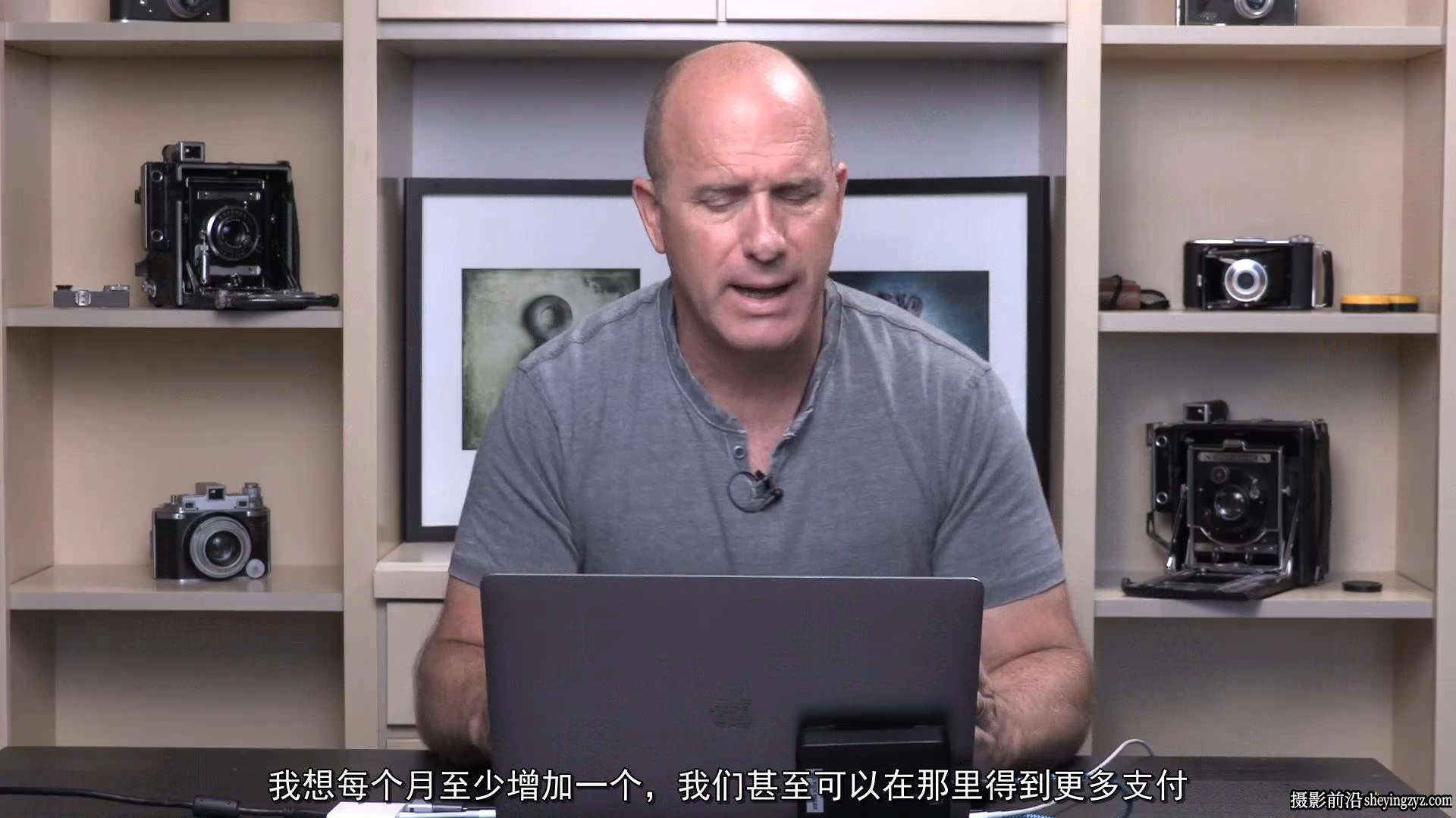 摄影师 Joel Grimes -哈雷摩托摄影布光与后期修饰教程-中文字幕