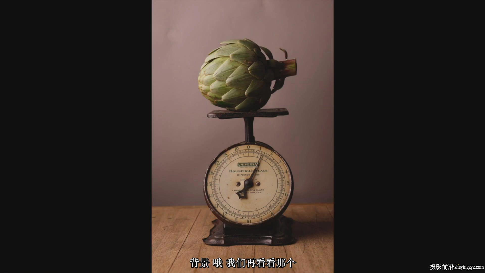 摄影师 Joel Grimes 静物产品摄影布光及后期大师班-中英字幕