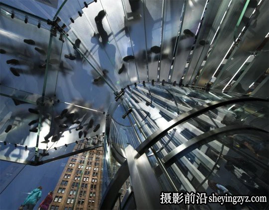 旅行街拍摄影必备几个小技巧