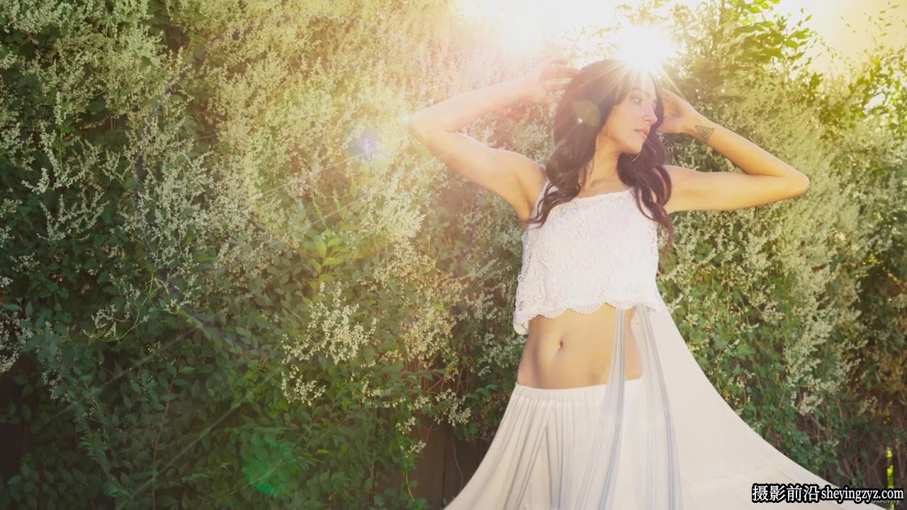 Natural Light-自然光户外高级人像拍摄及后期完整教程-中英字幕