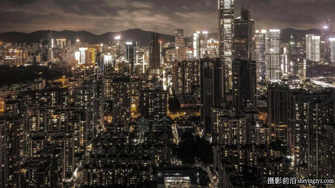 19TONES工业风赛博朋克夜景城市人文街拍黑金胶片16套完整版LR预设