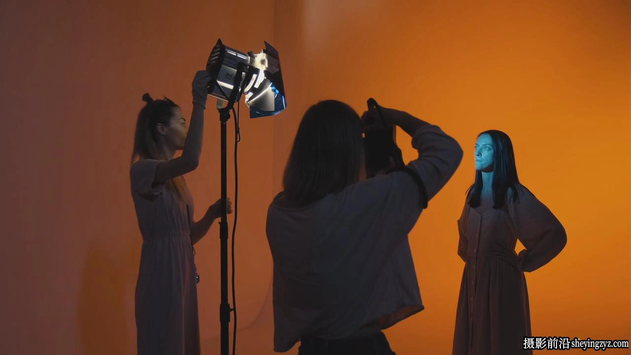 摄影师Polina Washington(光线和色彩)光影人像布光完整教程-中文字幕