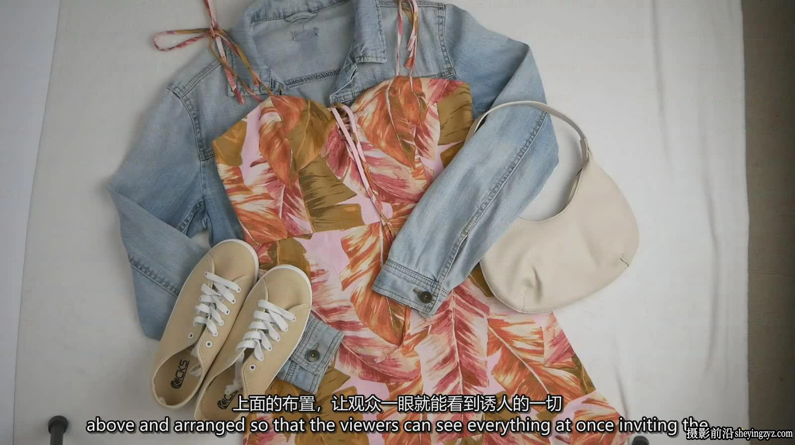 摄影师Rose Nene服装静物产品平面布光构图技巧教程-中英字幕