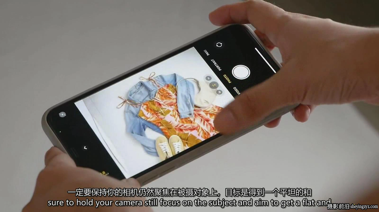 摄影师Rose Nene服装静物产品平面布光构图技巧教程-中英字幕