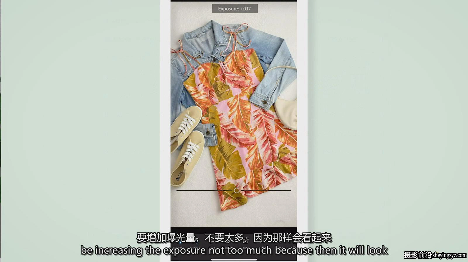 摄影师Rose Nene服装静物产品平面布光构图技巧教程-中英字幕