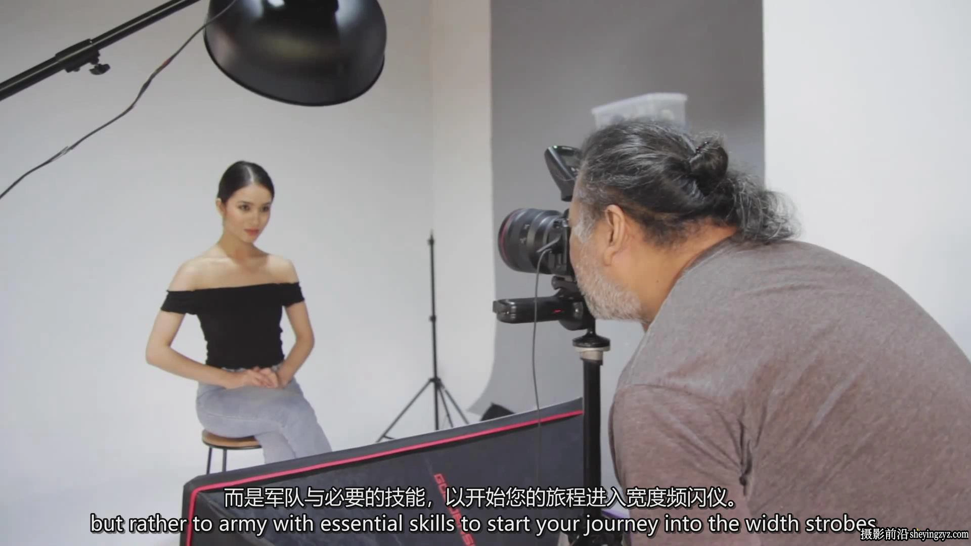 Albert Pedrosa人像摄影教程-摄影棚闪光灯布光完整教程-中英字幕