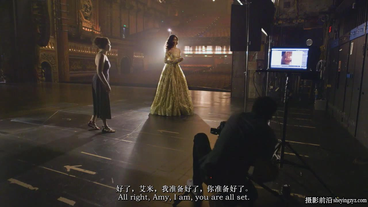 摄影师Chris Knight掌握电影人像摄影布光完整教程-中英字幕