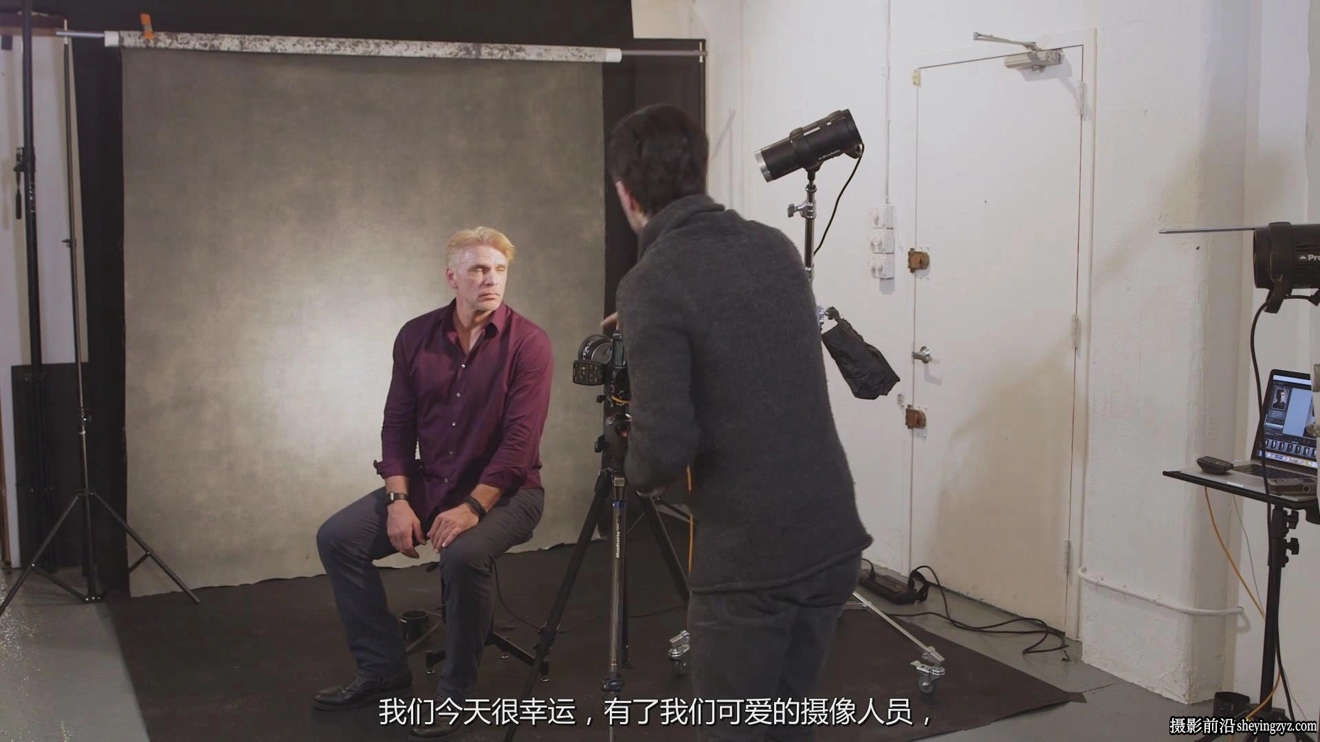 摄影师Chris Knight电影肖像控制和塑造光线的艺术教程-中文字幕