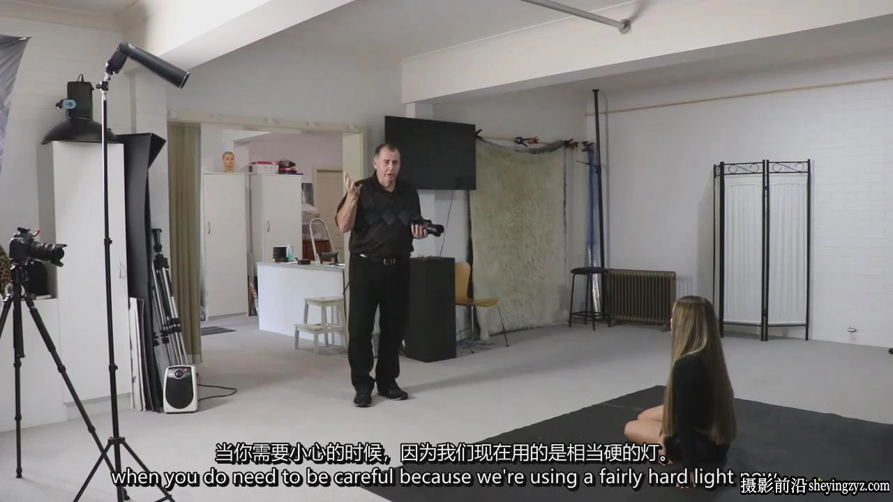 摄影师Warren Marshall弱光环境情绪电影人像摄影布光教程-中英字幕