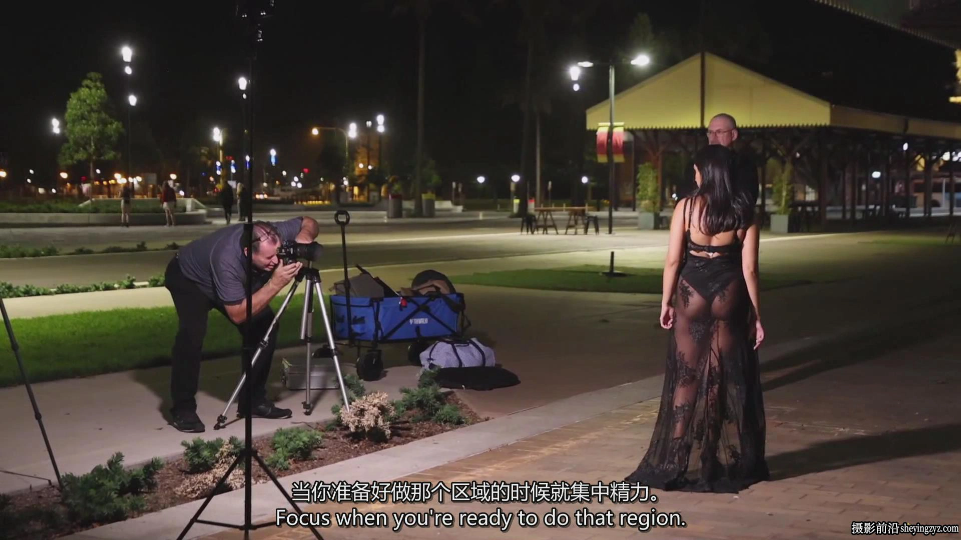 摄影师Warren Marshall夜景环境人像摄影布光完整教程-中英字幕