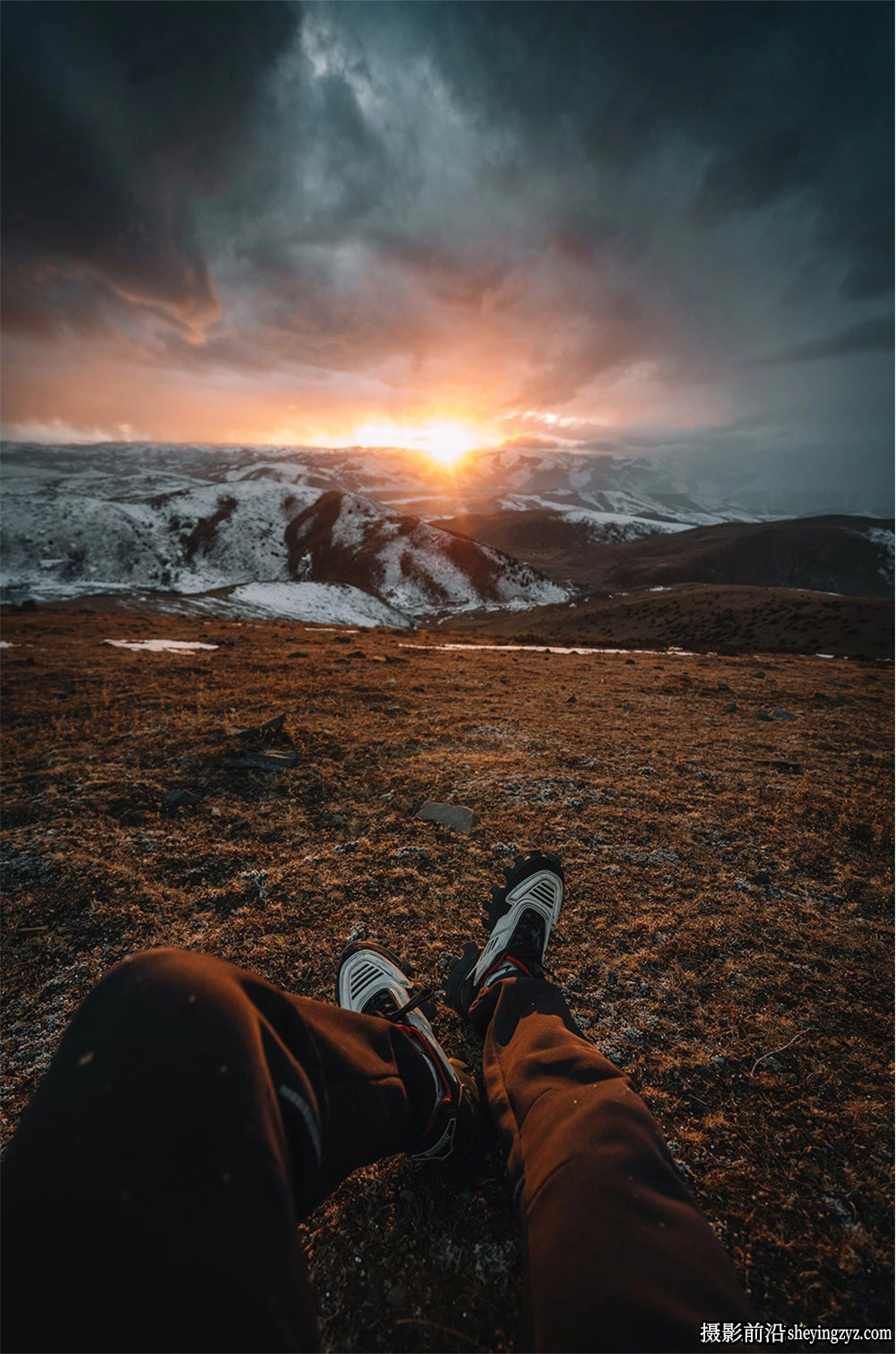 旅拍电影风光Lr预设ACR调色预设 Urbexmode- CINE ROADTRIP Presets