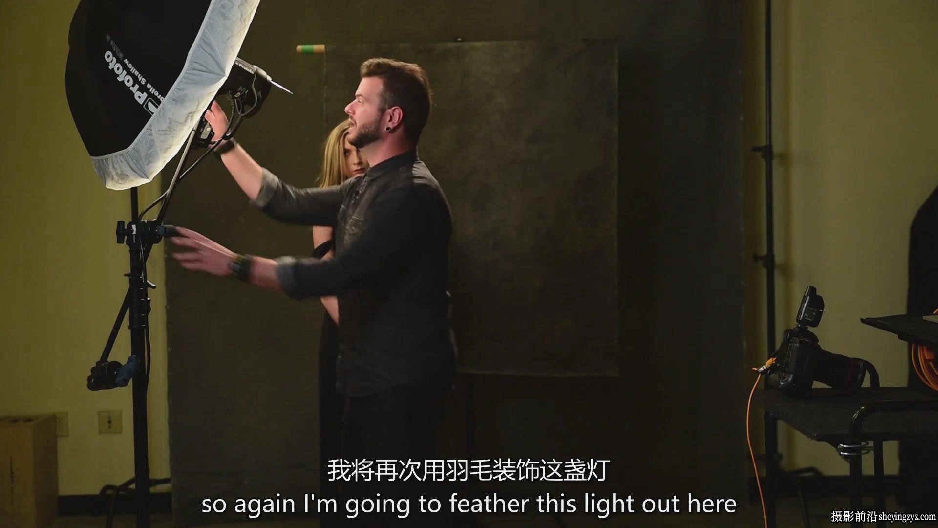 Fstoppers-Clay Cook时尚杂志人像摄影布光及后期完整教程-中英字幕