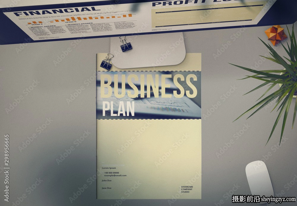 带有淡黄色的商业计划布局InDesign模板