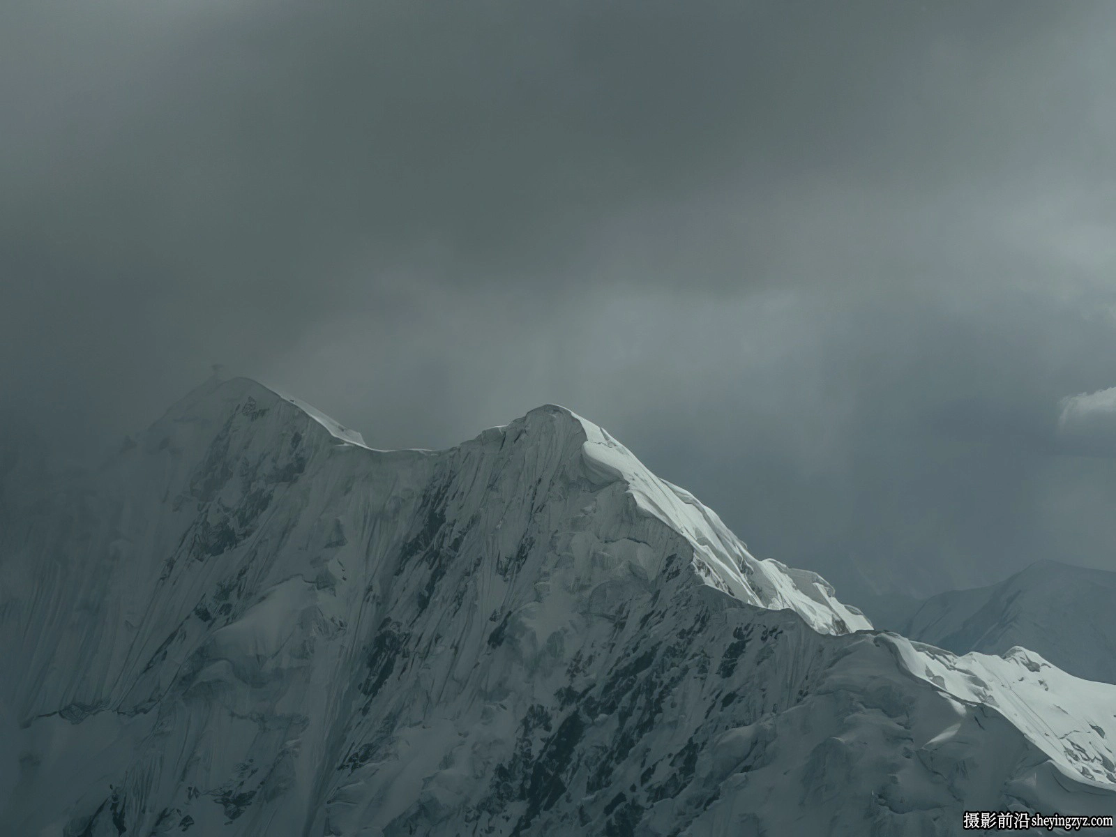 冒险旅行风光lr预设Chris Eyre-Walker-Mountain Lightroom Preset