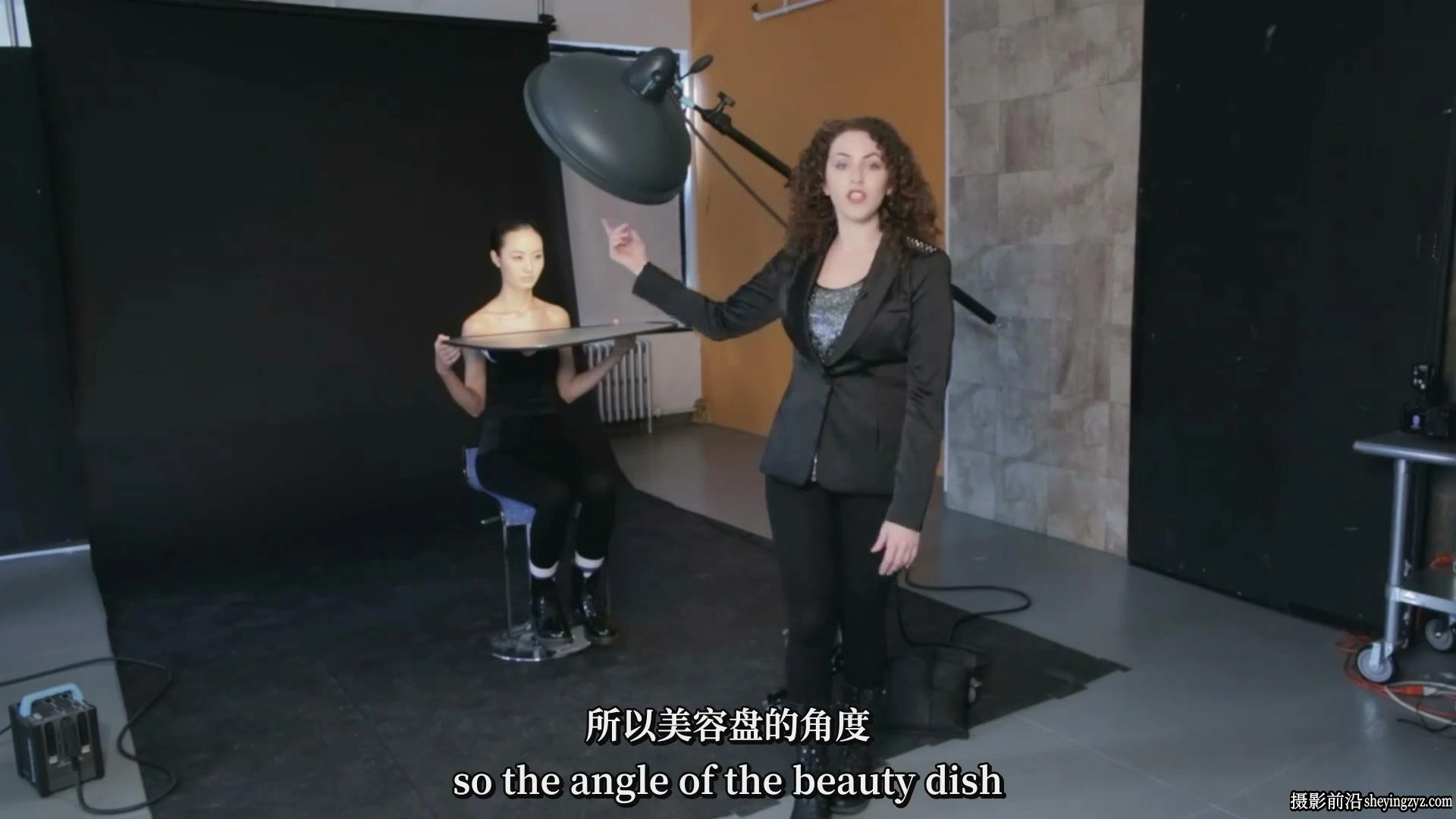 摄影师Lindsay Adler杂志人像摄影布光及后期完整合集 3DVD-中英字幕