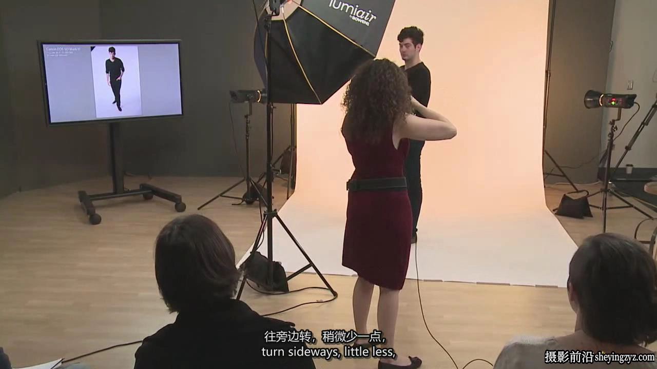 摄影师 Lindsay Adler 掌握男性各种摆姿势完整指南教程-中英字幕