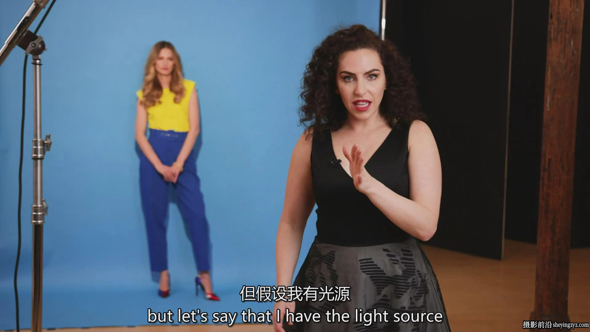 摄影师Lindsay Adler摄影师最赚钱的时尚灯光设置完整教程-中英字幕