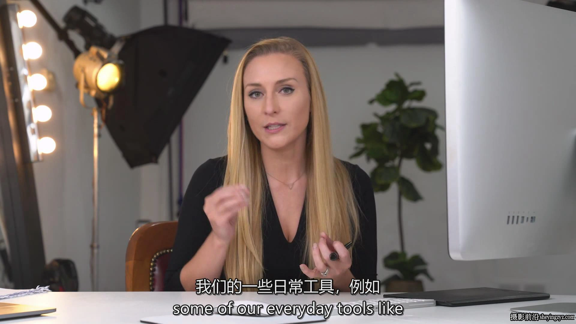 KelbyOne -Kristina Sherk 在Photoshop中的高端皮肤修饰-中英字幕