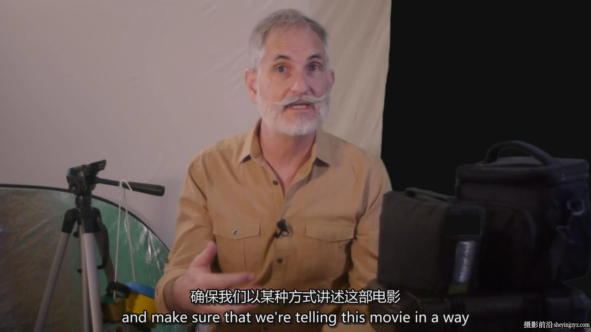 导演Paul Bright如何撰写可直接用于电影拍摄的专业剧本-中英字幕