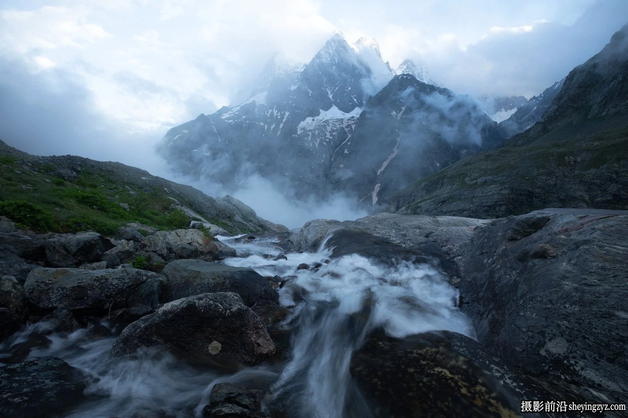Daniel Gastagar -风景摄影师的Photoshop教程 第二卷-中英字幕