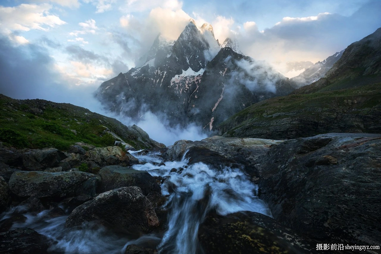 Daniel Gastagar -风景摄影师的Photoshop教程 第二卷-中英字幕