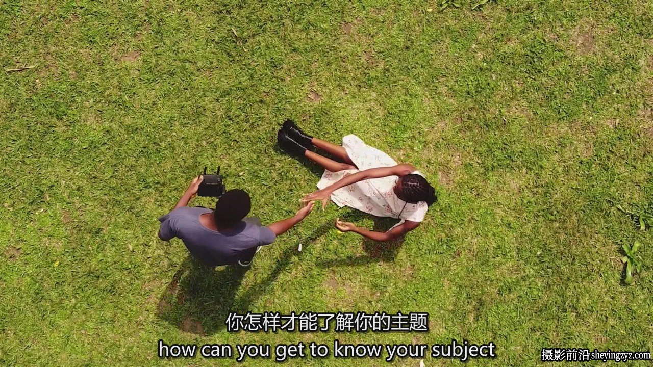 摄影师Ebuka Mordi捕捉人像情绪与情感的摄影指南教程-中英字幕