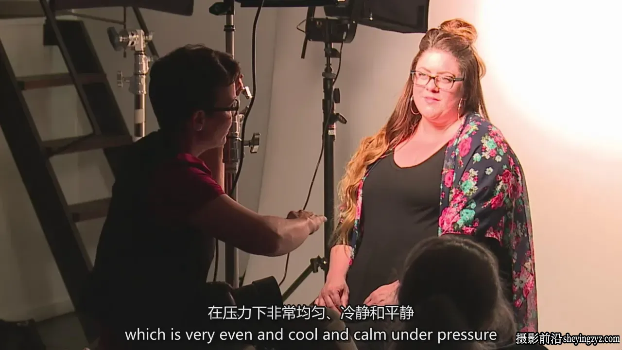 Stacy Pearsall - 利用肢体语言和光影打造强有力的人像-中英字幕