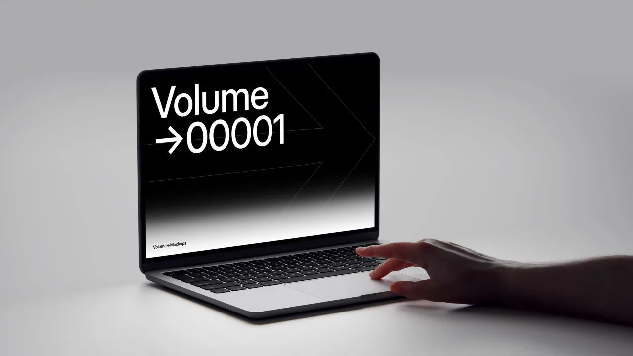 12个手持MacBook Air 2024的高级样机品牌UI/UX设计或演示模型