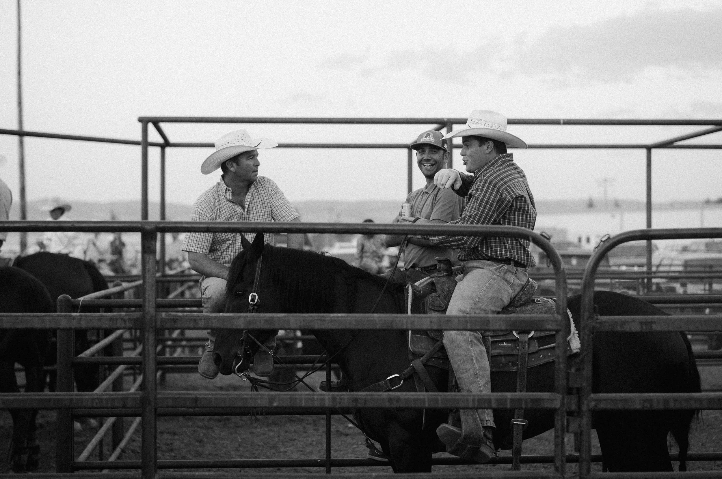 柯达传奇黑白Tri-X胶片LR预设Very Good Presets -Tri-X Discover Classic