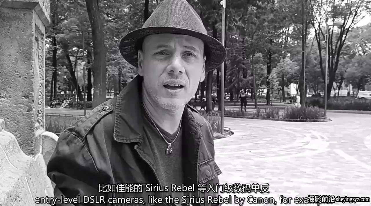 摄影师 Alex Coghe 捕捉最真实街头摄影大师班教程-独家精翻中英字幕